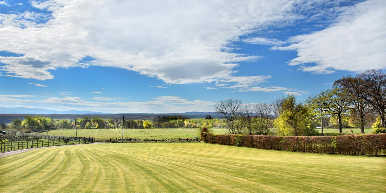 Peggyslea Farm B&B Nine Mile Burn Extérieur photo