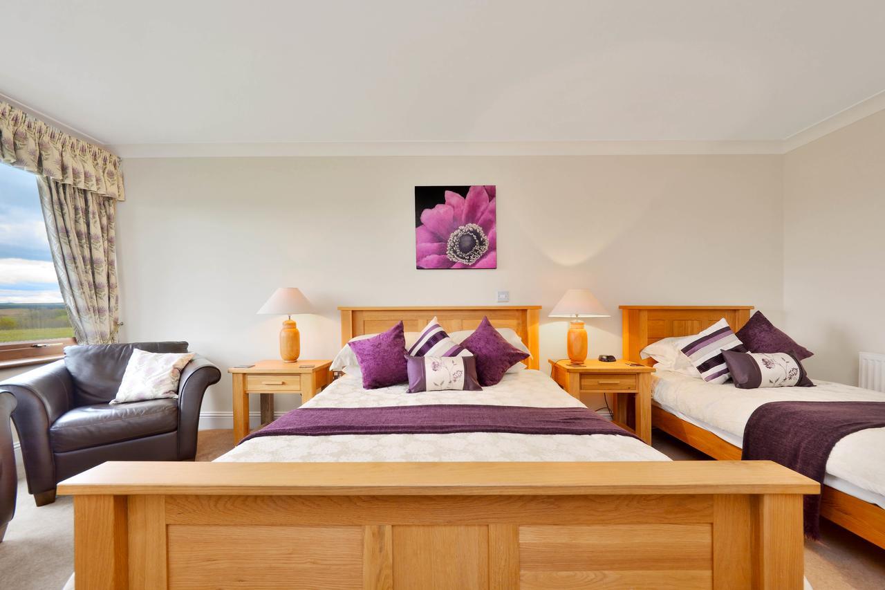 Peggyslea Farm B&B Nine Mile Burn Extérieur photo